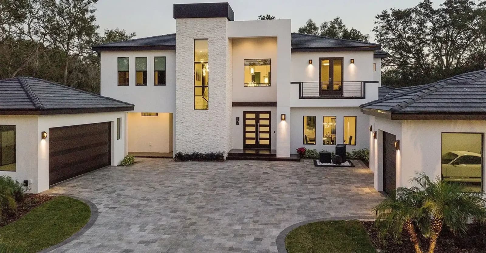 Universal Hardscapes concrete paver installation
