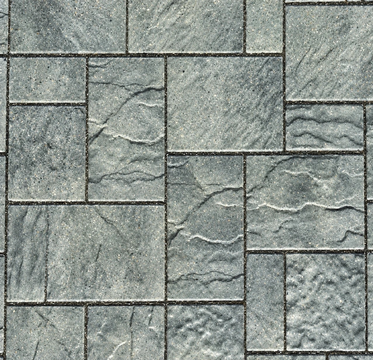 Roma 3-piece paver pattern; color shown is a reference